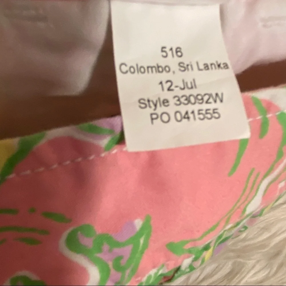 Lilly Pulitzer no holes